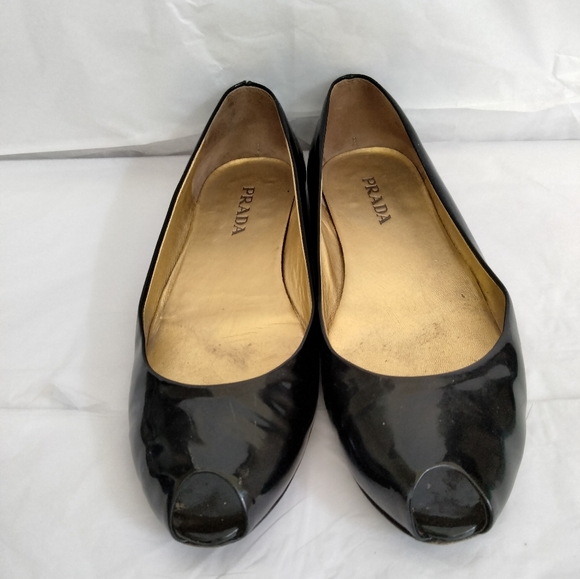Prada classic Black Patent Leather Peep Toe Ballet Flats as 38.5 - Picture 13 of 16